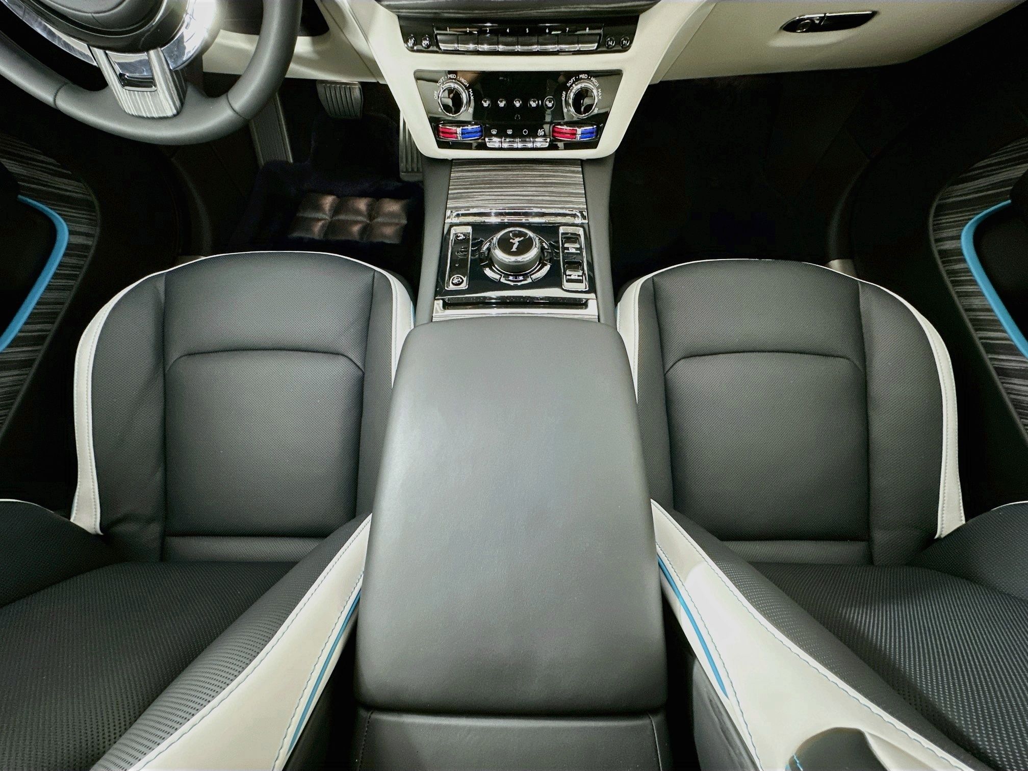 new 2026 Rolls-Royce Spectre car, priced at $479,650