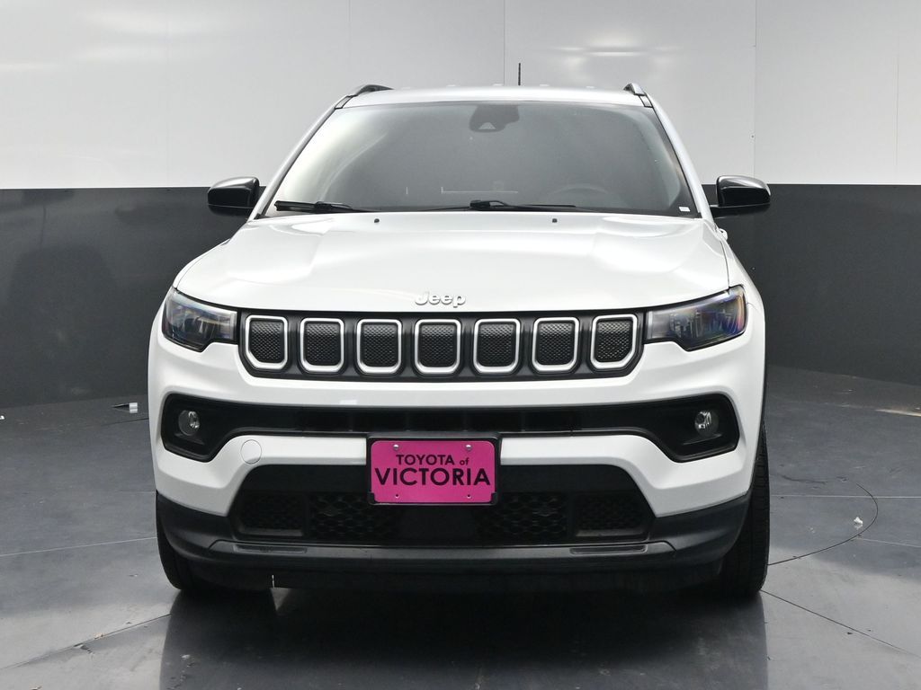 2022 Jeep Compass Latitude Lux White at Wharton Ford