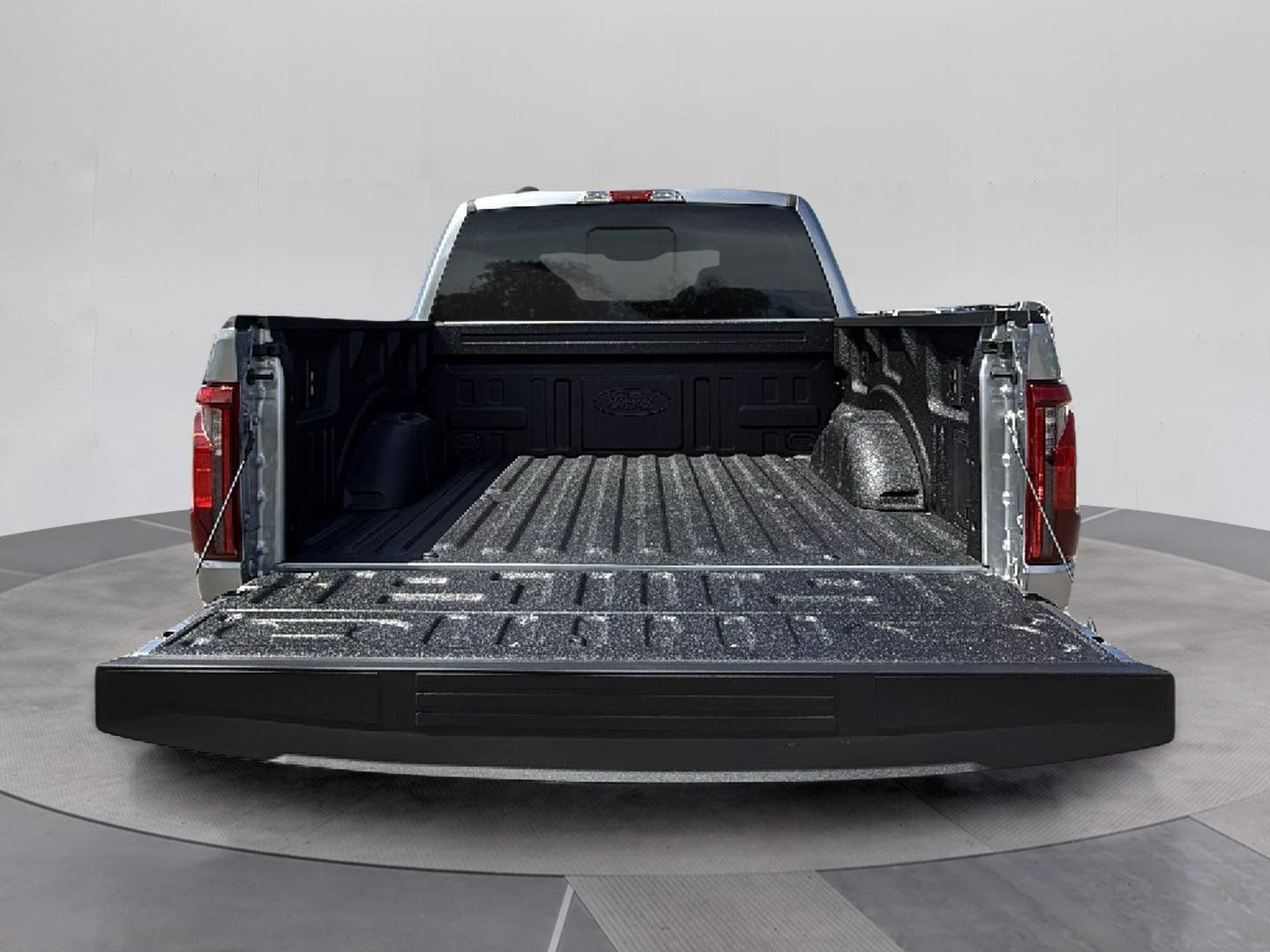 2025 Ford F-150 XLT - Photo 19