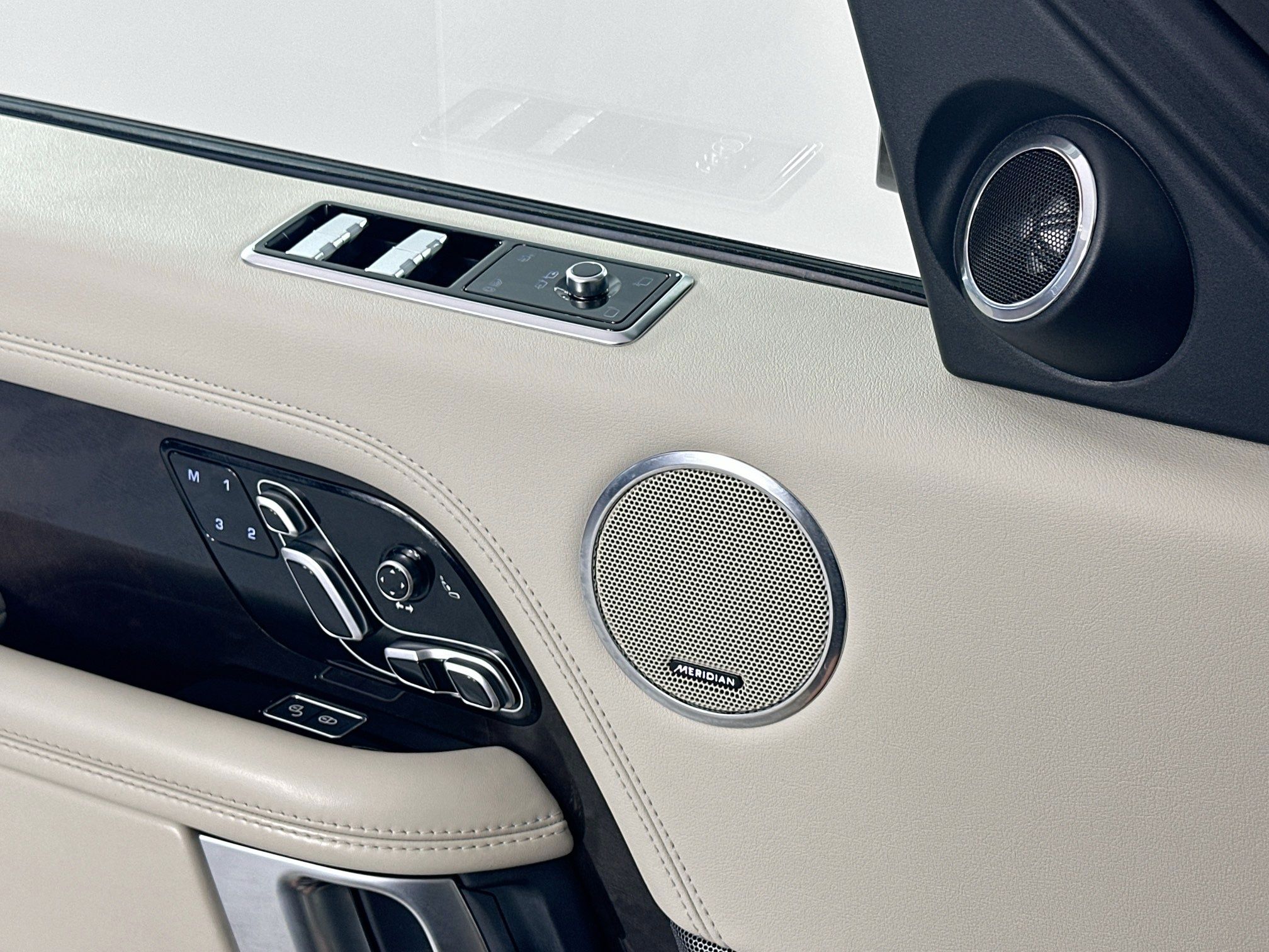 used 2019 Land Rover Range Rover car, priced at $49,995