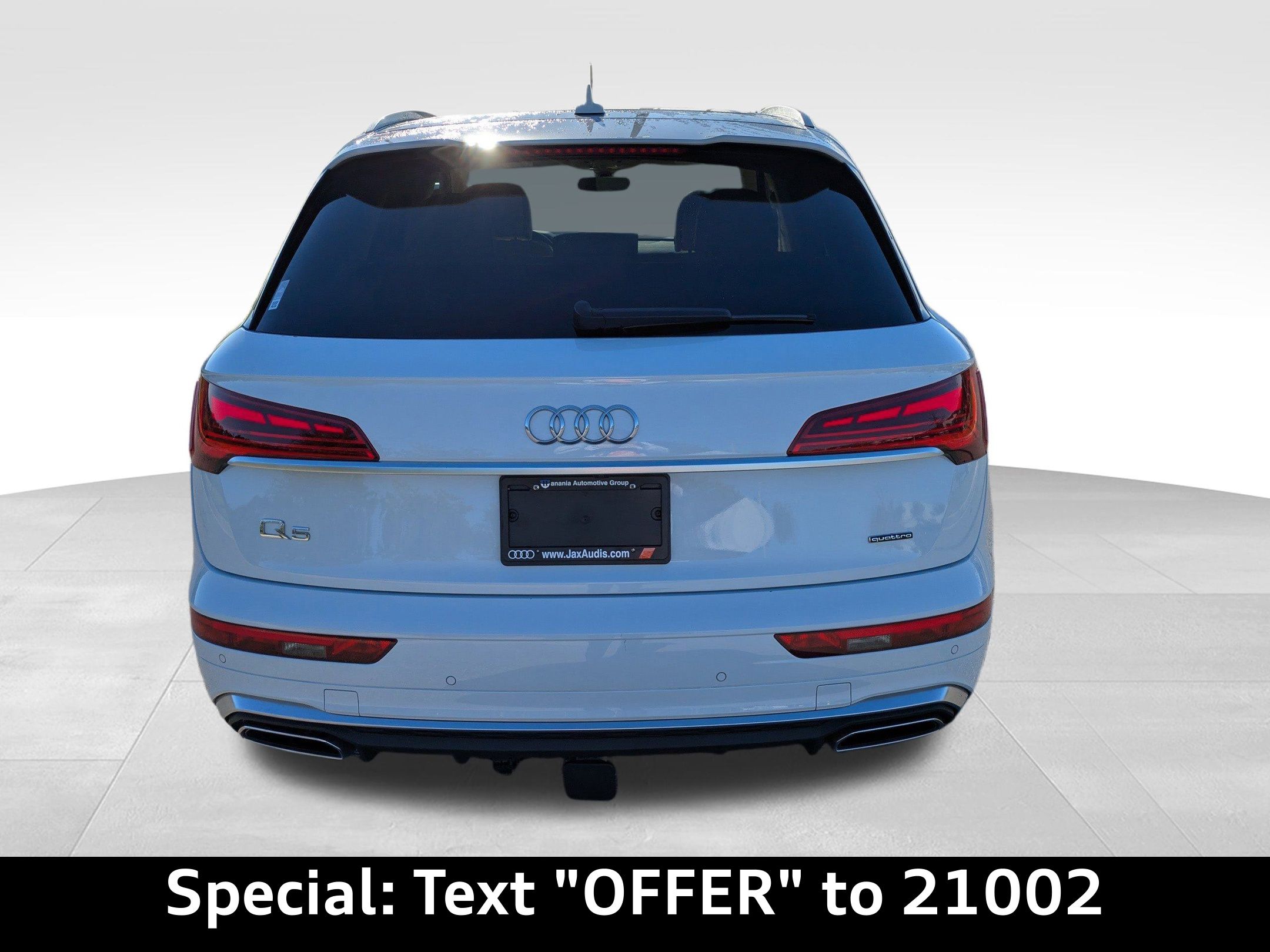 2025 Audi Q5 45 S line Prestige Premium photo 4