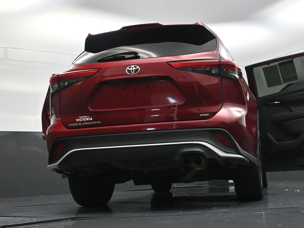 2021 Toyota Highlander XSE Red at Gullo Toyota