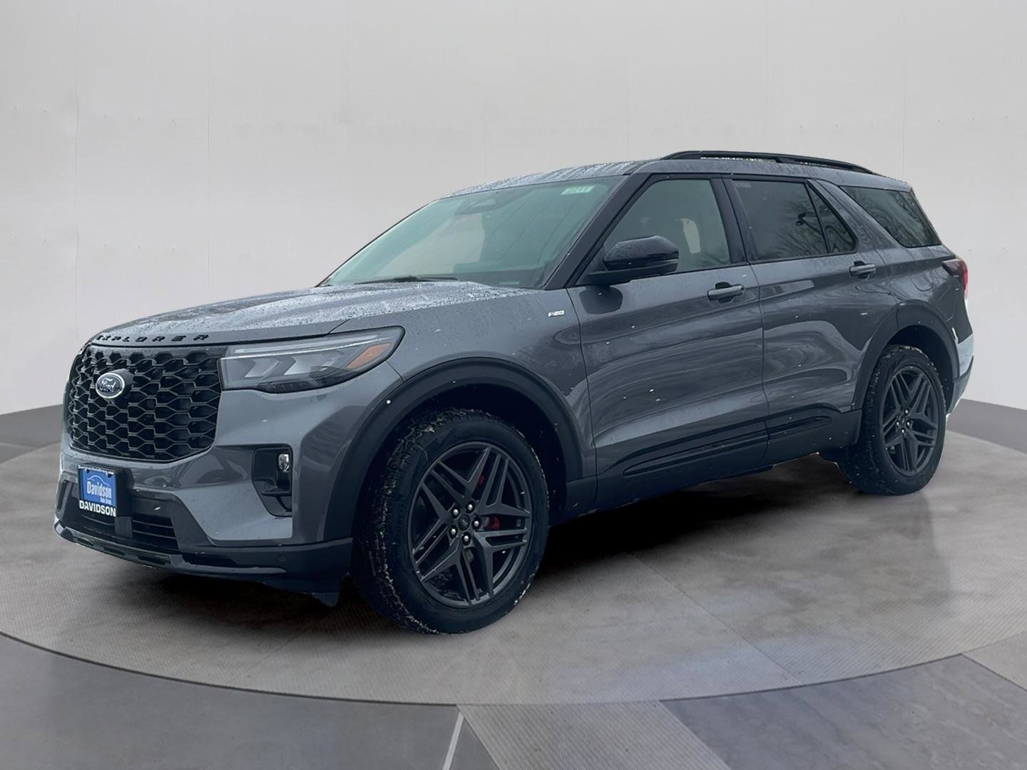 2026 Ford Explorer ST-LINE's photo