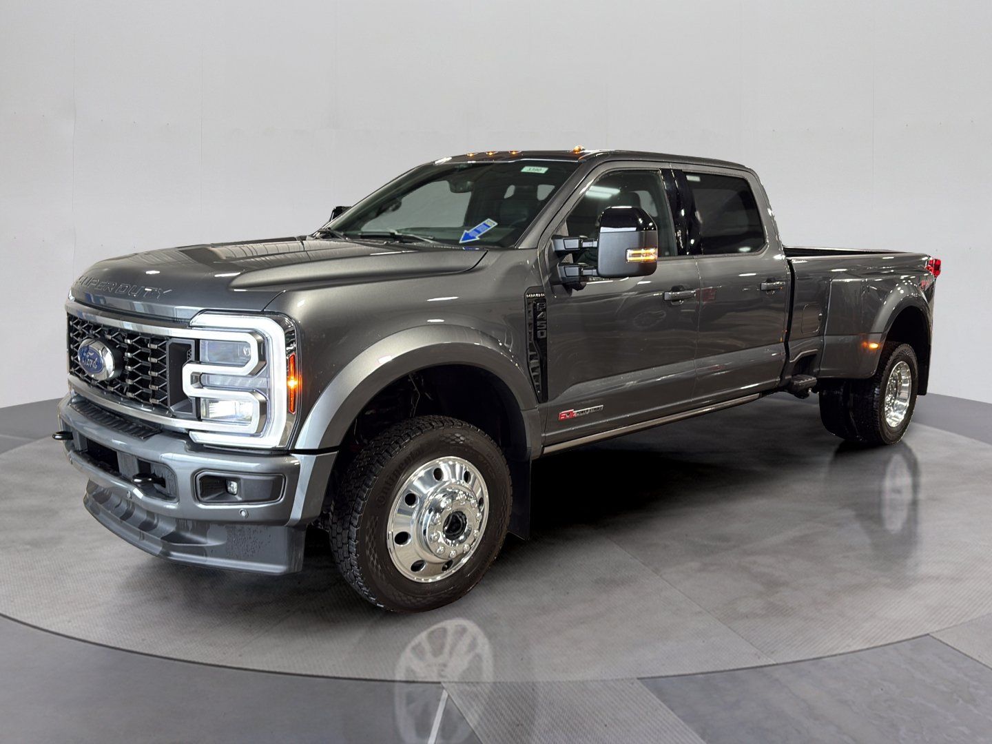 2026 Ford F-450SD Platinum