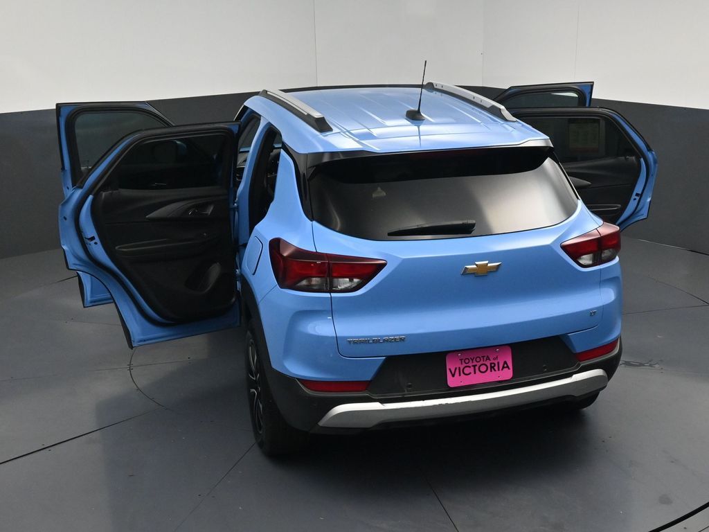 2024 Chevrolet TrailBlazer LT Blue at DeMontrond Automotive Group