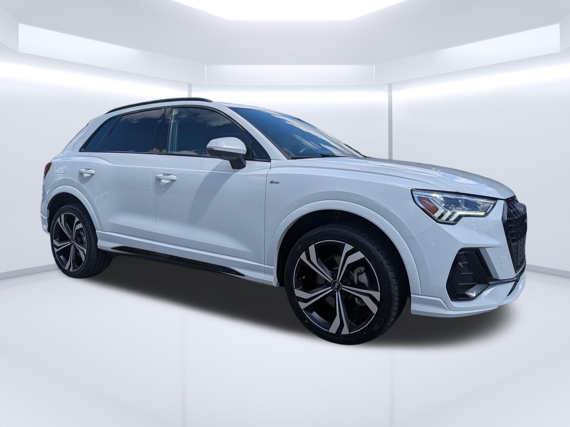 Glacier White 2023 Audi Q3 SUV / Crossover All-Wheel Drive 8-Speed Automatic