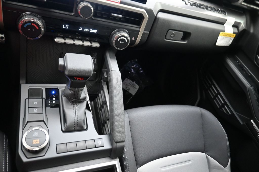 2026 Toyota Tacoma TRD Sport - 8