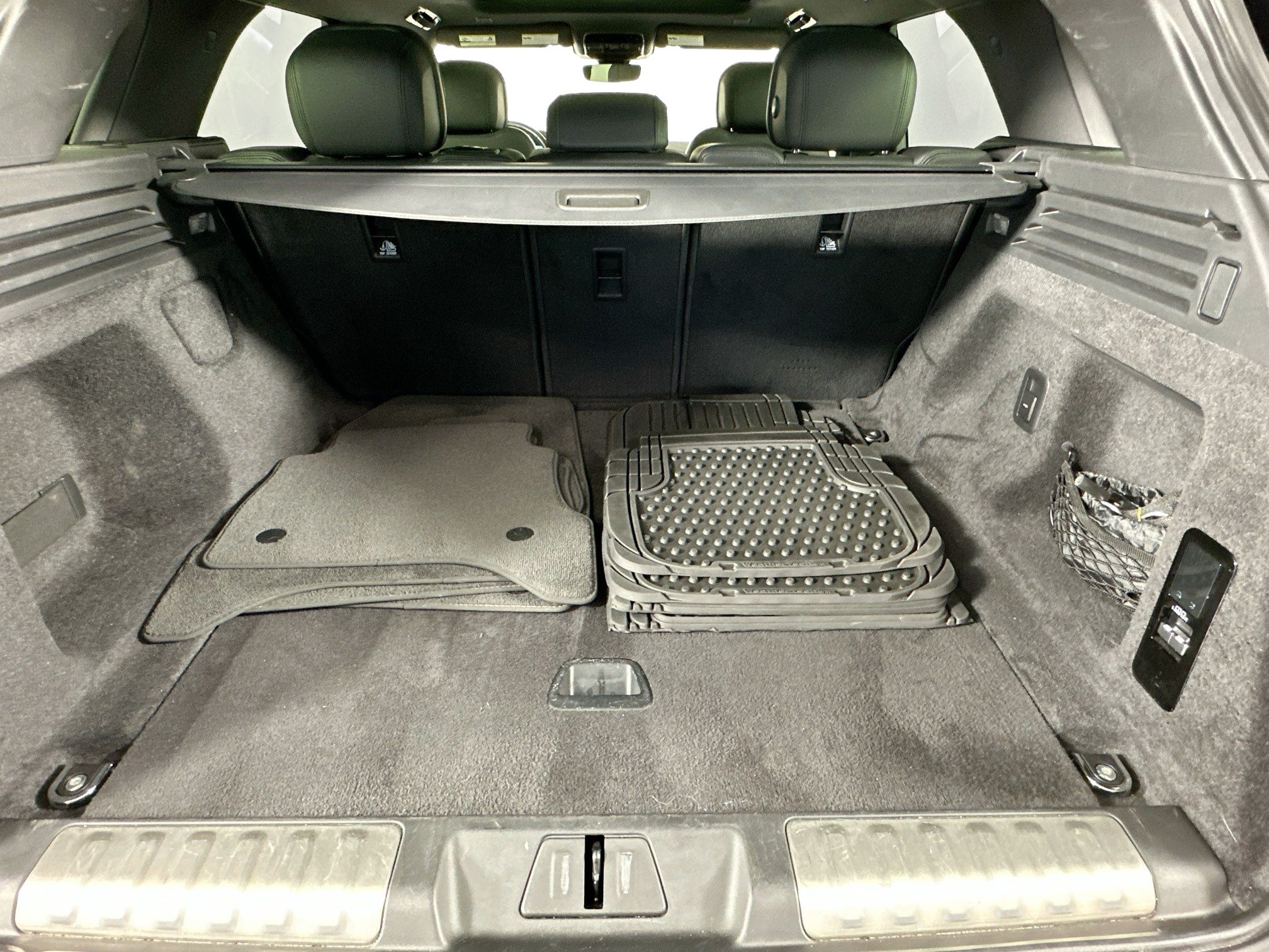 used 2023 Land Rover Range Rover Sport car, priced at $69,998