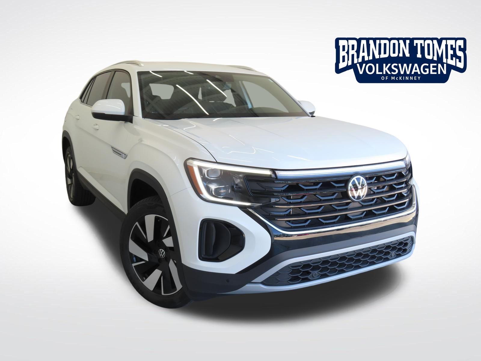 White Pearl 2026 Volkswagen Atlas Cross Sport SUV / Crossover Front-Wheel Drive 8-Speed Automatic