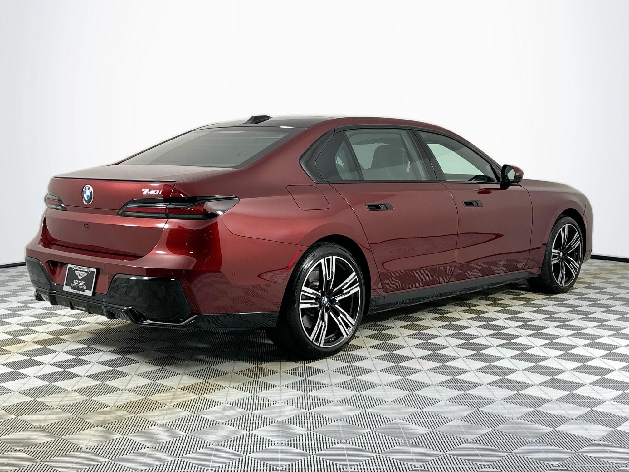 used 2023 BMW 7-Series car, priced at $62,998