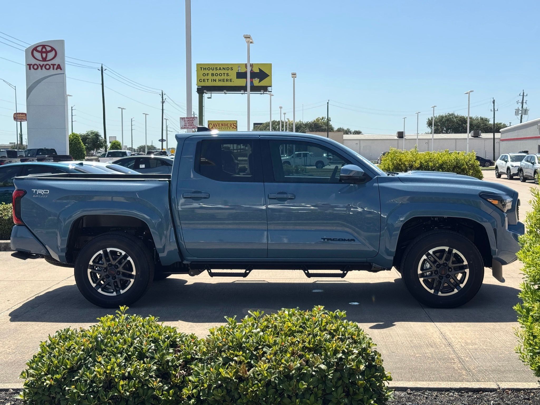 2026 Toyota Tacoma TRD Sport - 11