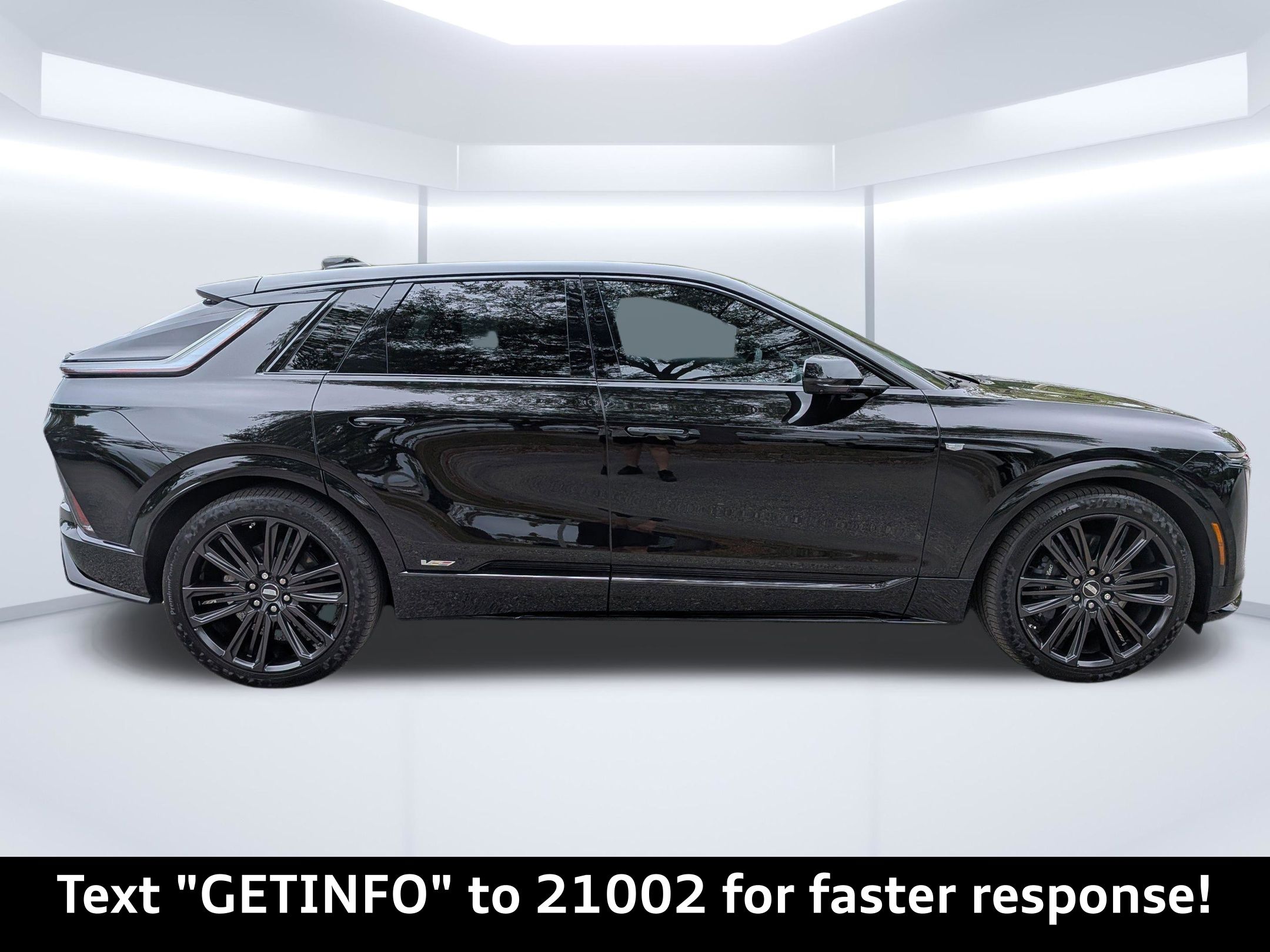 Used 2026 Cadillac LYRIQ V Premium with VIN 1GYXP3RL5TZ600726 for sale in Jacksonville, FL