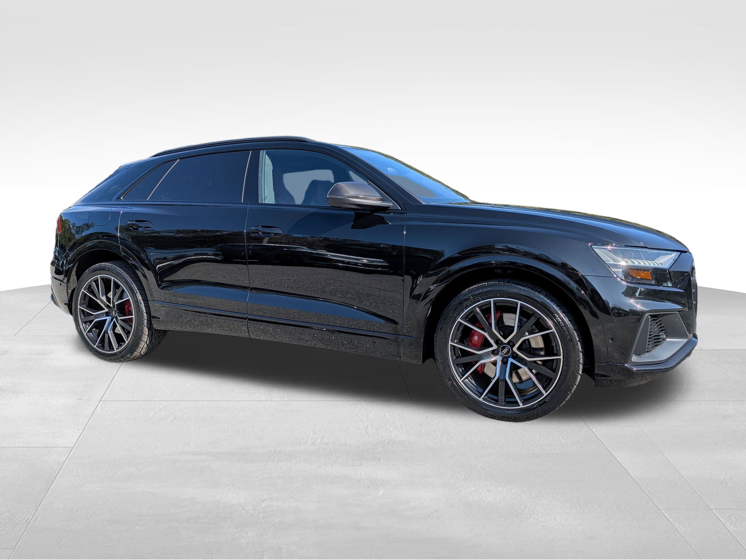 2022 Audi SQ8 Prestige's photo