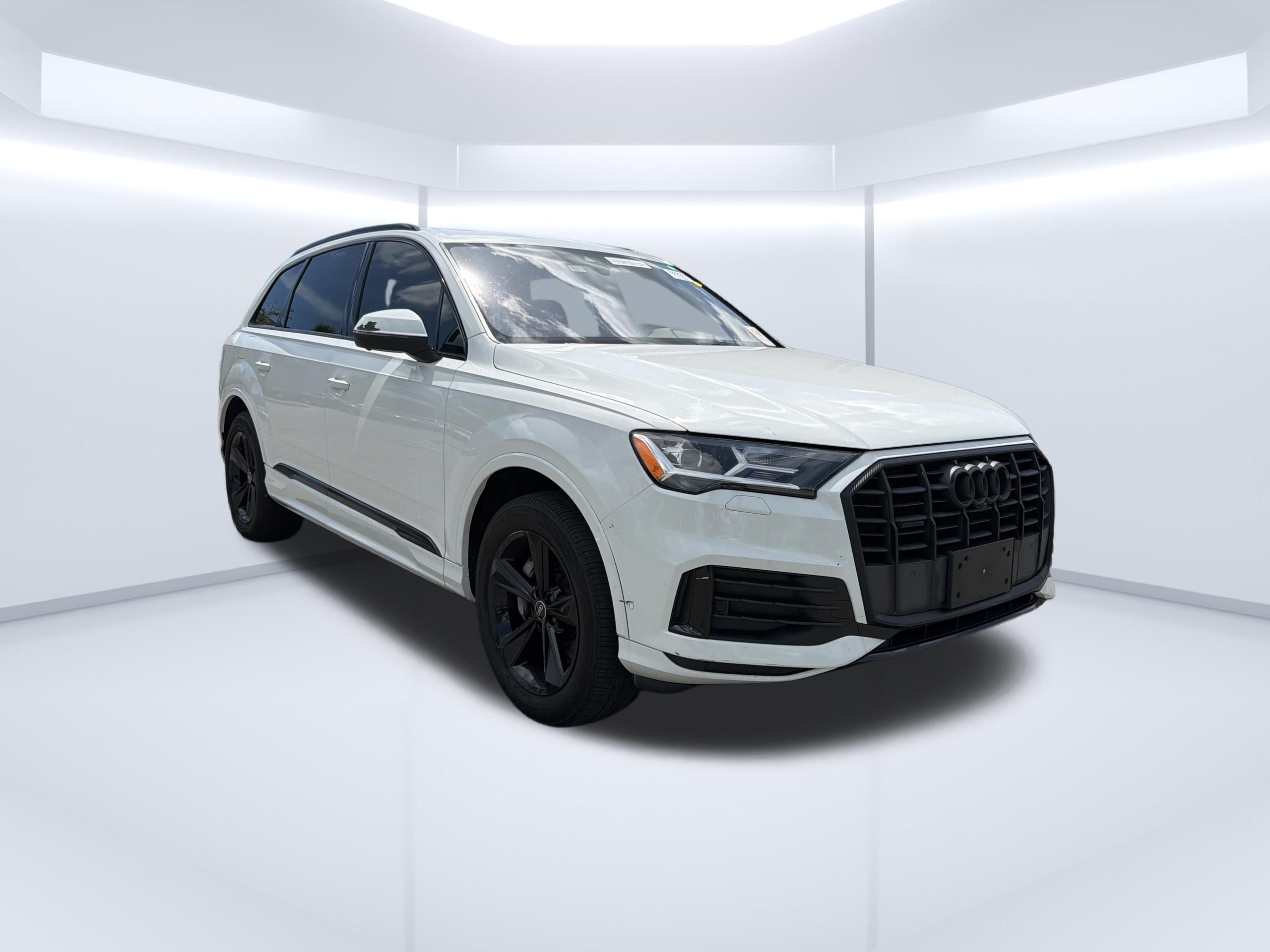 2022 Audi Q7 45 Premium quattro Tiptronic's photo