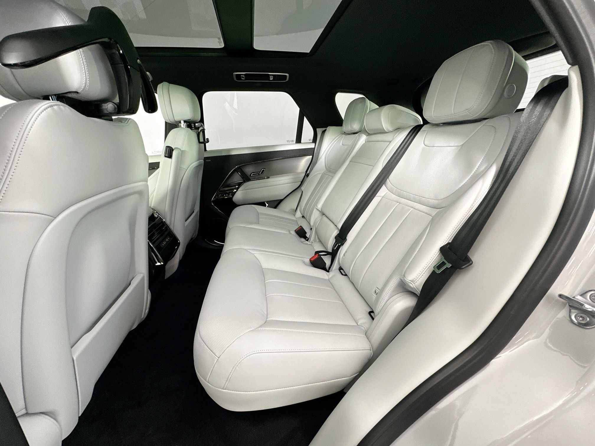 new 2026 Land Rover Range Rover Sport car, priced at $93,060