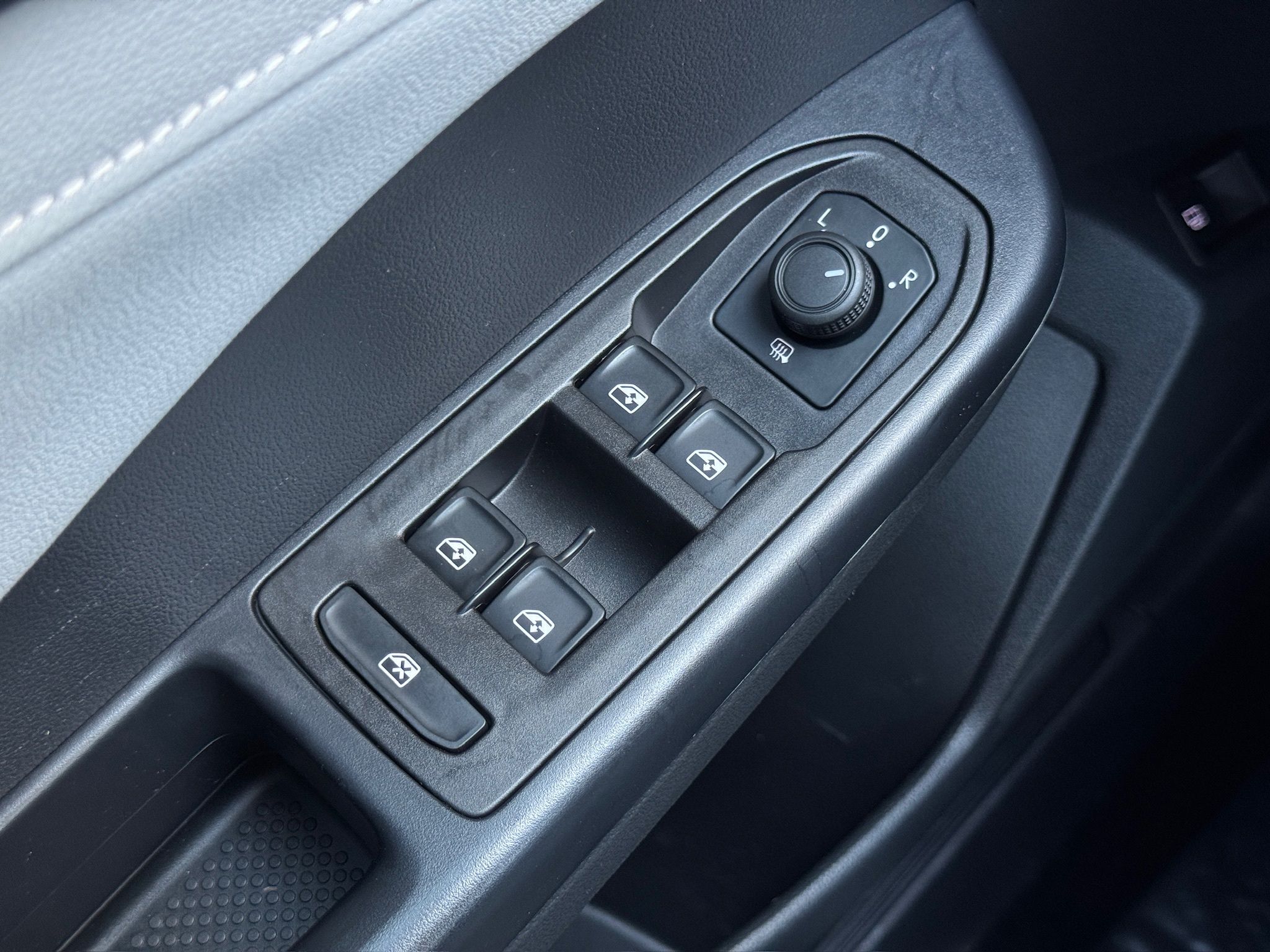 2024 Volkswagen Taos 1.5T SE White at DeMontrond Automotive Group