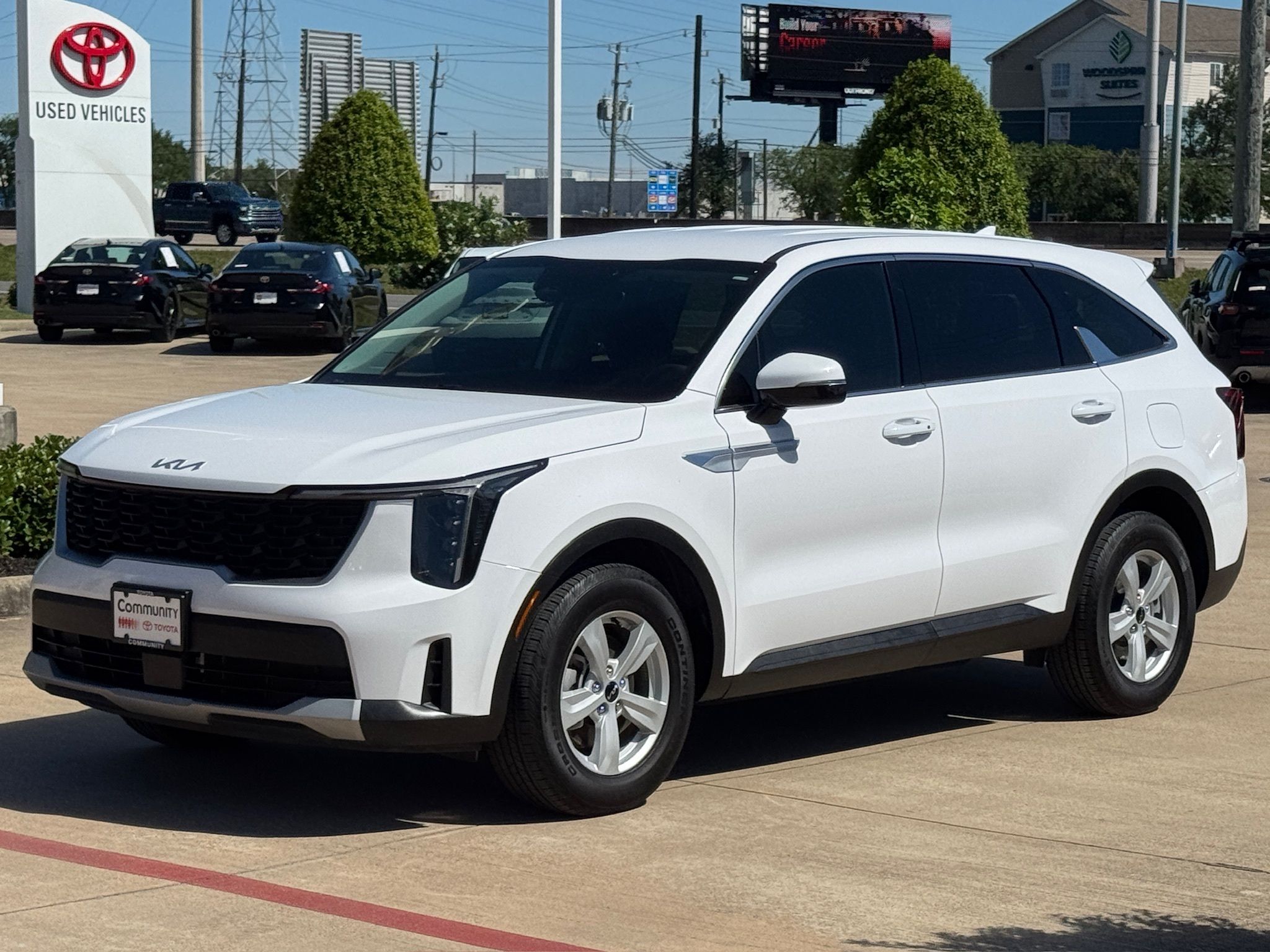 2025 Kia Sorento LX - 7