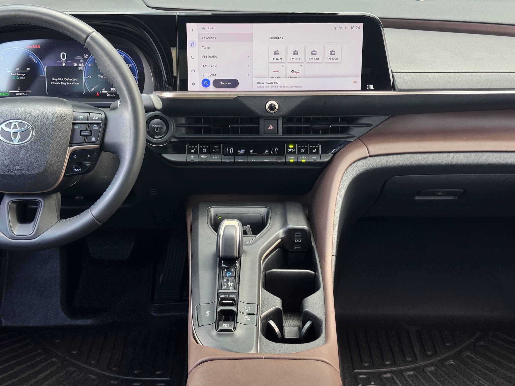 2023 Toyota Crown Limited - 4