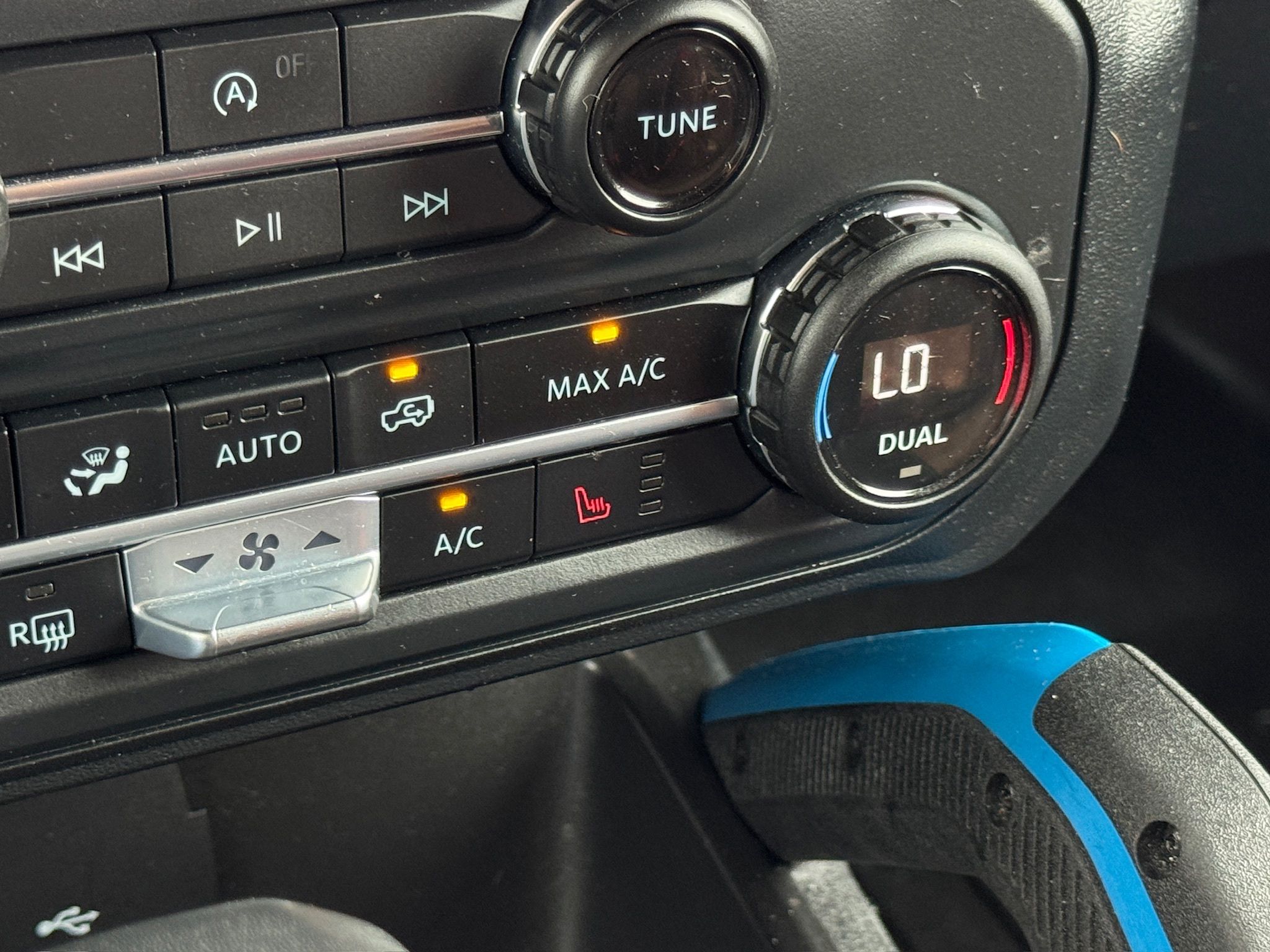 2023 Ford Bronco Outer Banks Gray at Martin Chrysler Dodge Jeep Ram