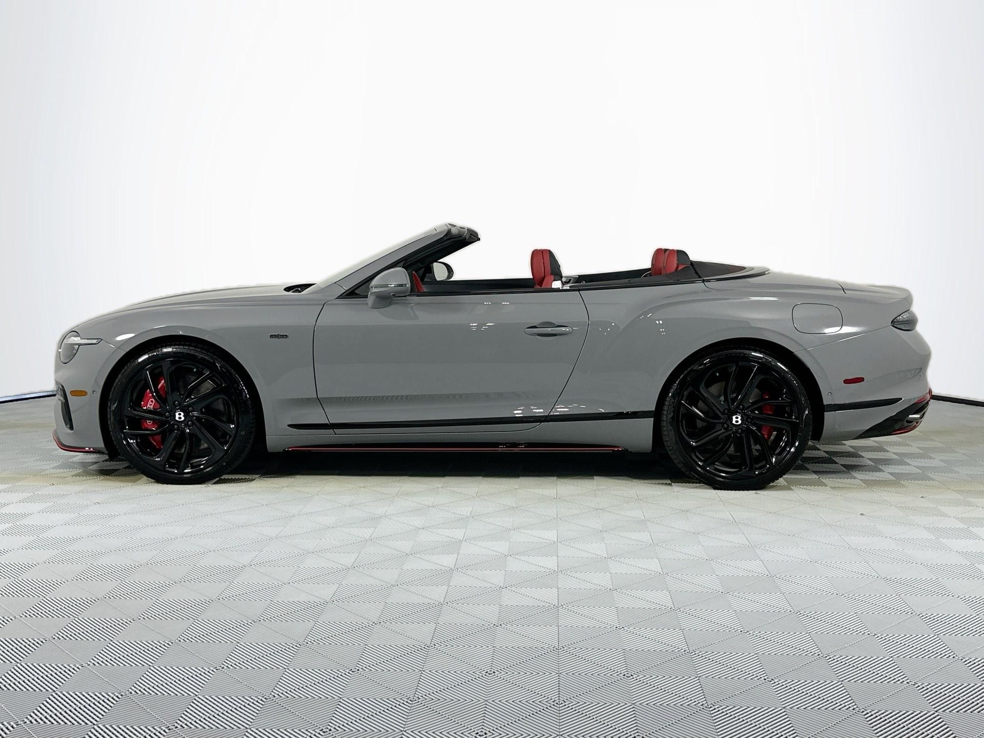 new 2025 Bentley Continental GTC car