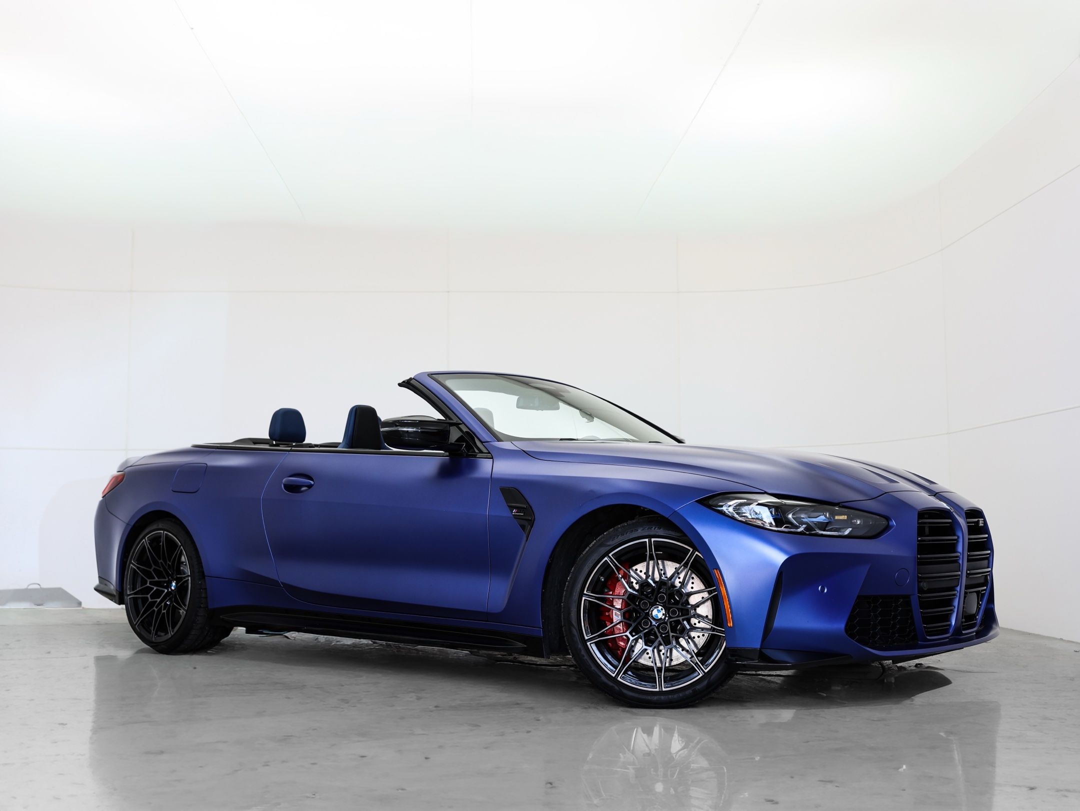 Frozen Portimao Blue Metallic 2022 BMW M4 Competition xDrive Convertible AWD Convertible All-Wheel Drive 8-Speed Automatic