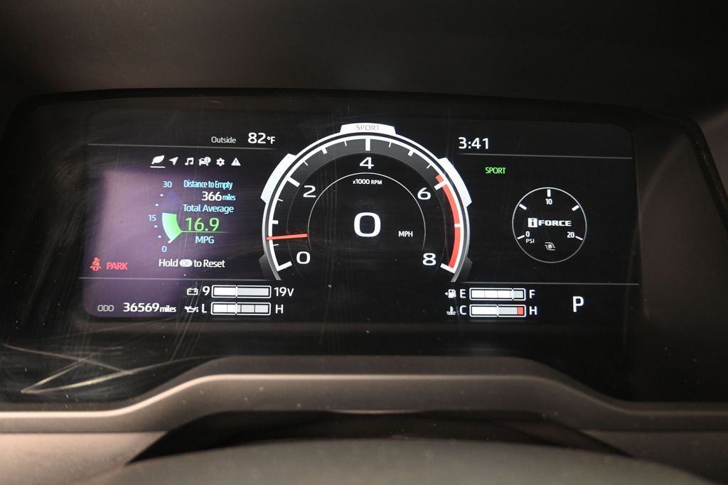 2024 Toyota Tundra Limited - 6