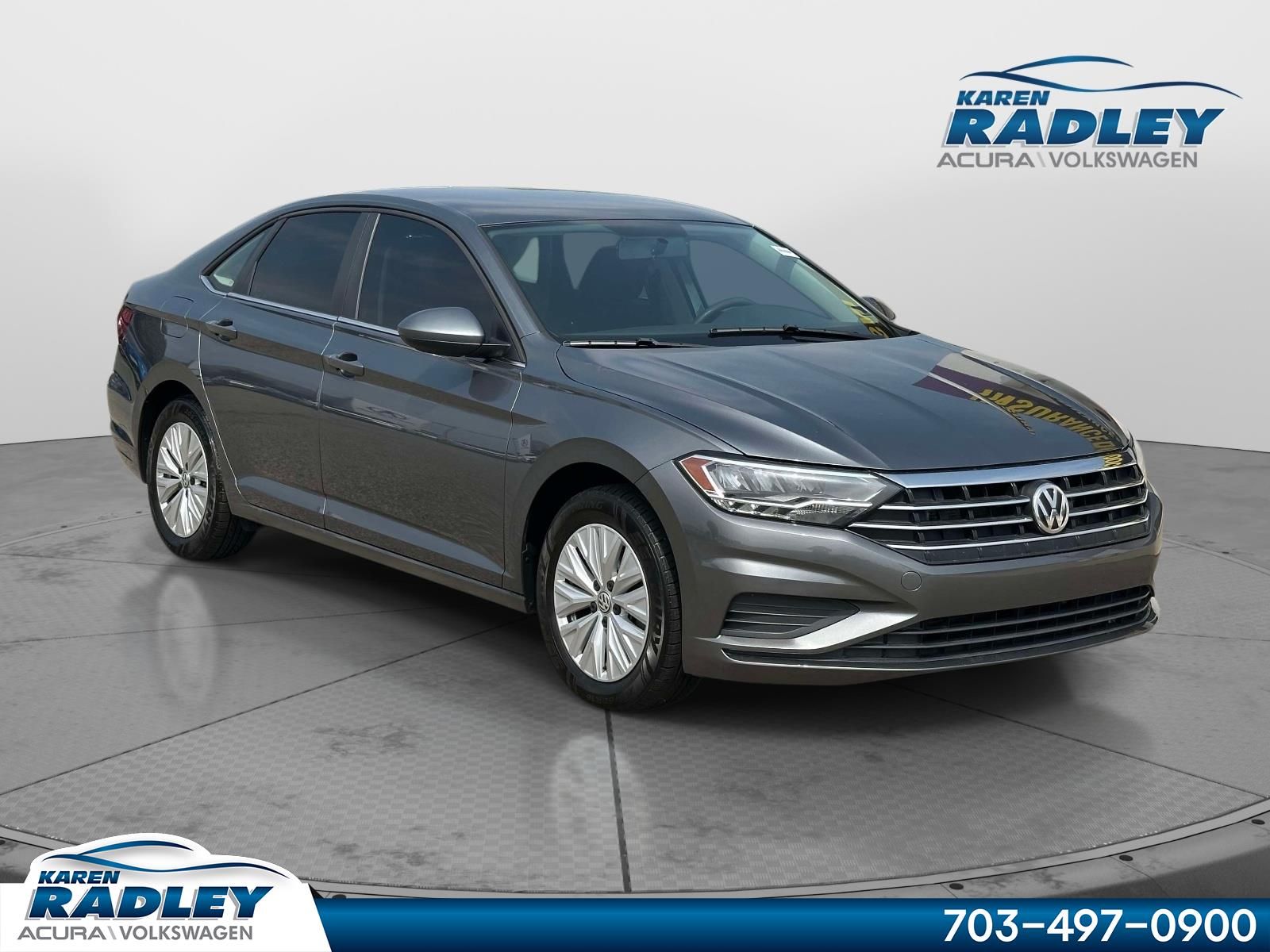 Platinum Gray Metallic 2019 Volkswagen Jetta Sedan Front-Wheel Drive 8-Speed Automatic