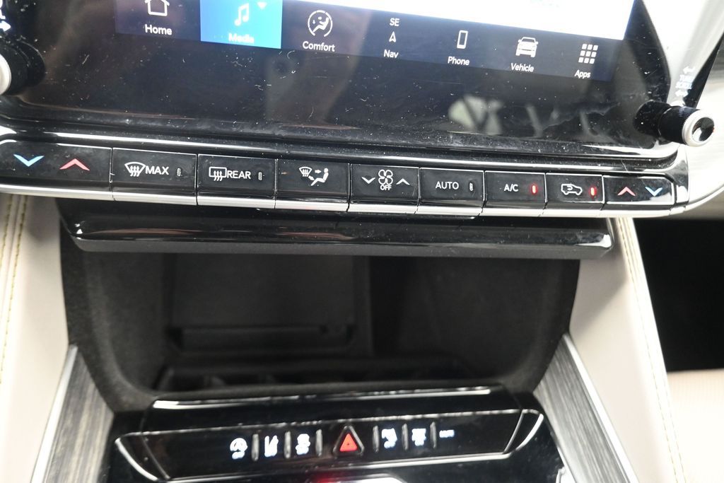 2024 Jeep Wagoneer L Series II White at Traditions Chevrolet