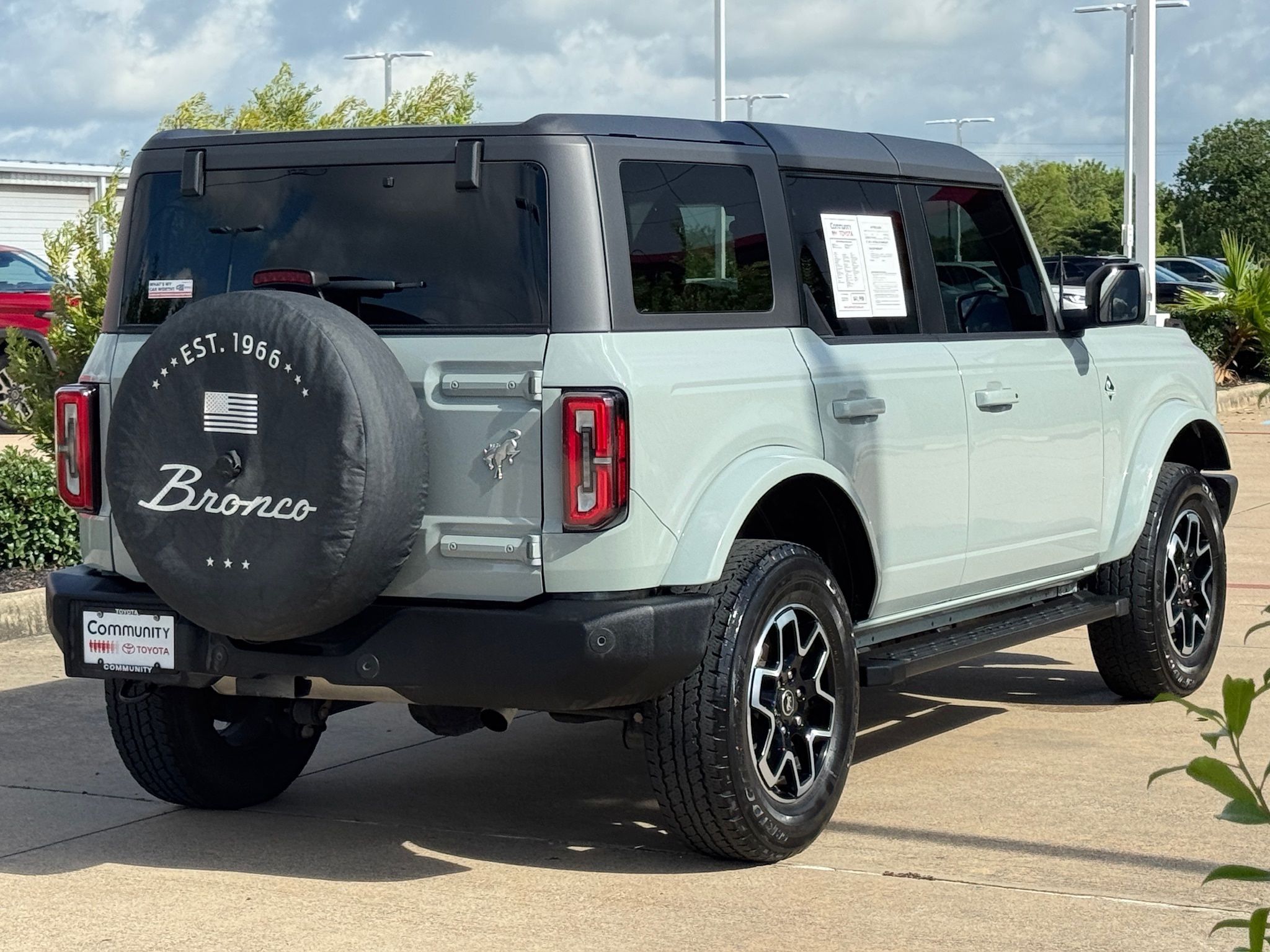 2024 Ford Bronco Outer Banks Green at Legacy Ford