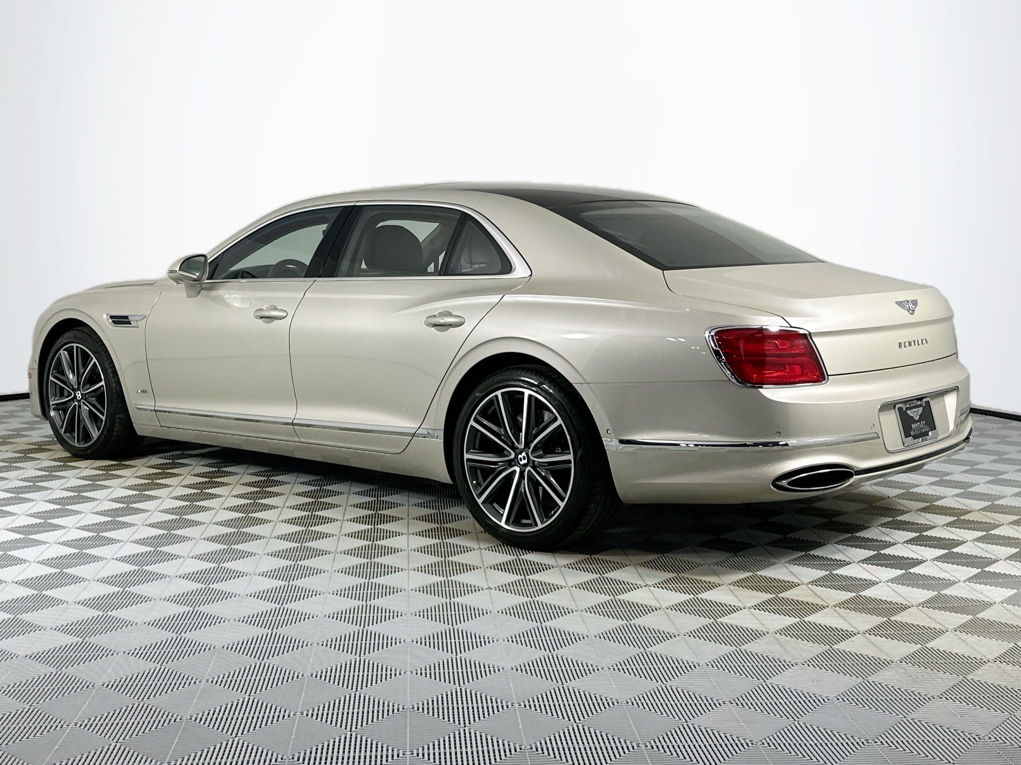 used 2022 Bentley Flying Spur car
