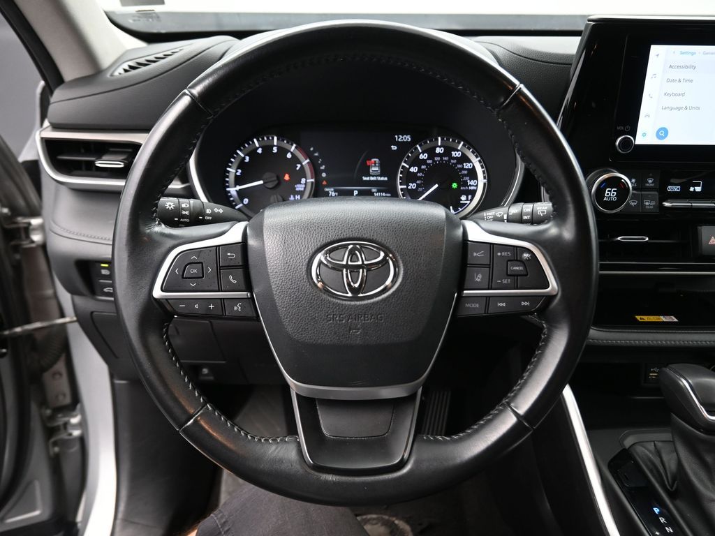 2023 Toyota Highlander XLE - 5