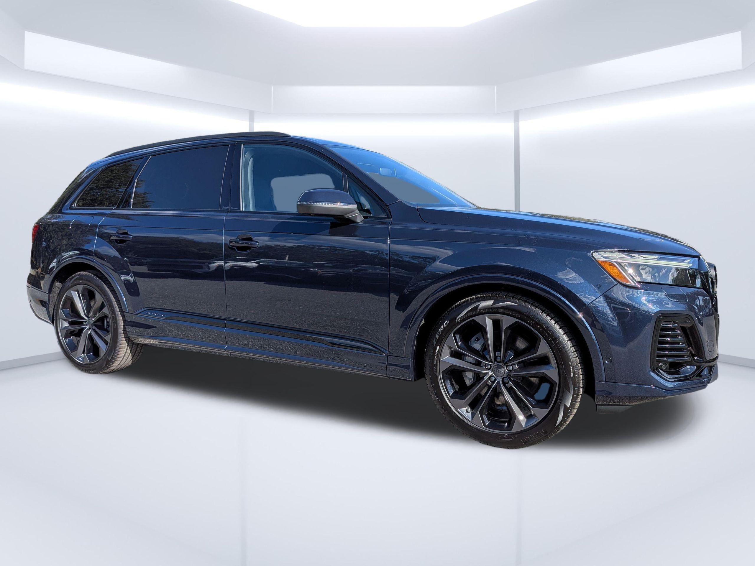 Waitomo Blue Metallic 2026 Audi Q7 SUV / Crossover All-Wheel Drive 8-Speed Automatic