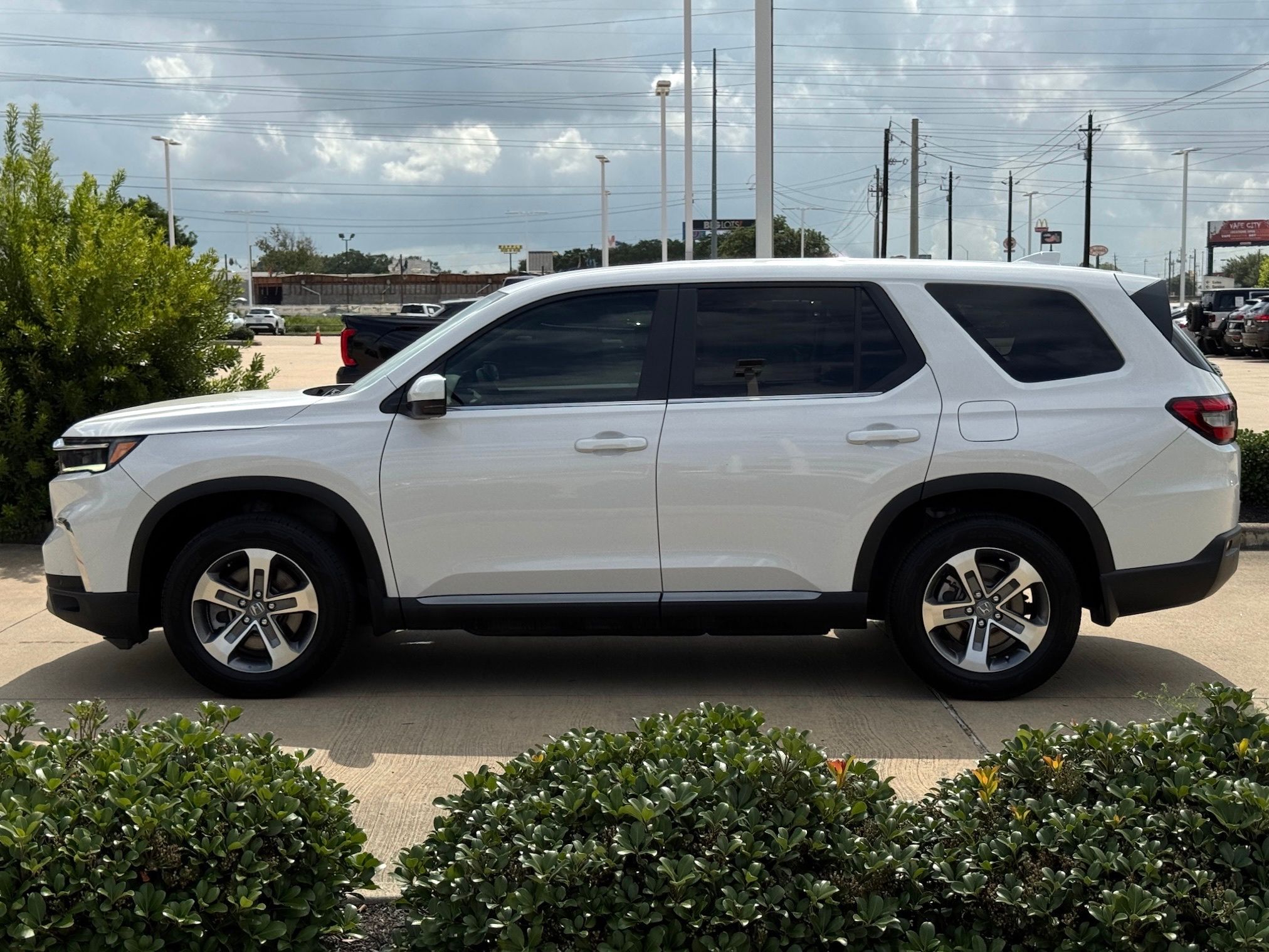 2025 Honda Pilot EX-L  at AutoSavvy Houston Northwest