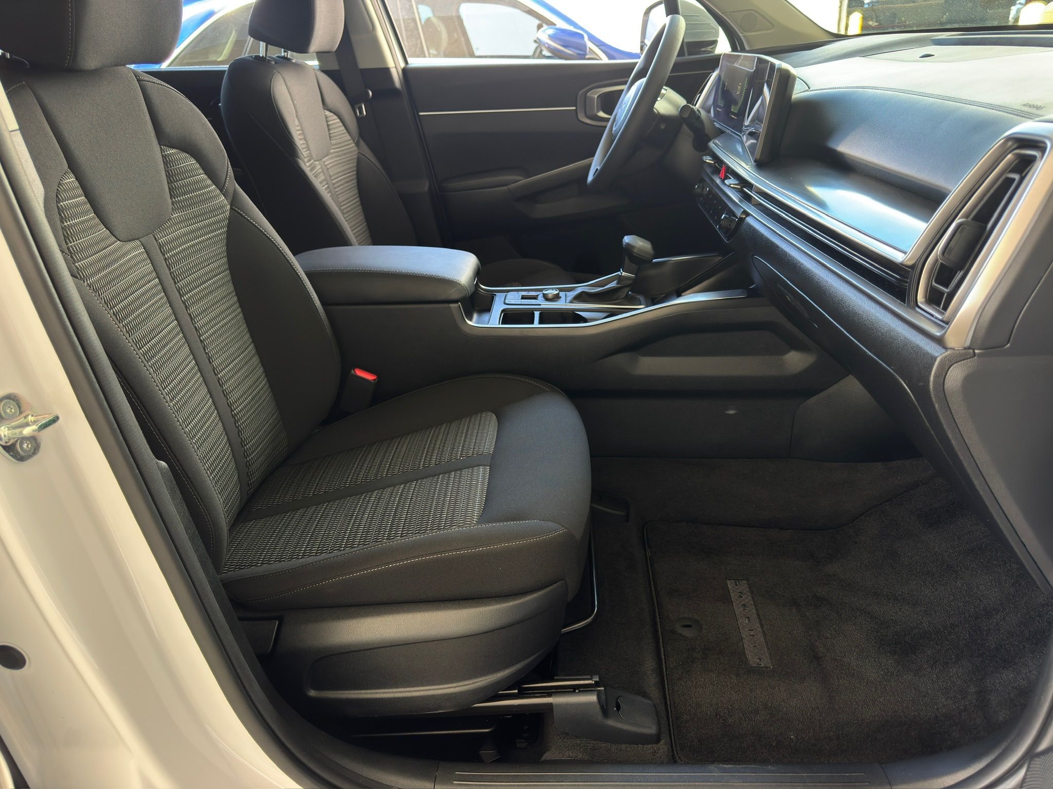 2025 Kia Sorento LX White at Community Kia