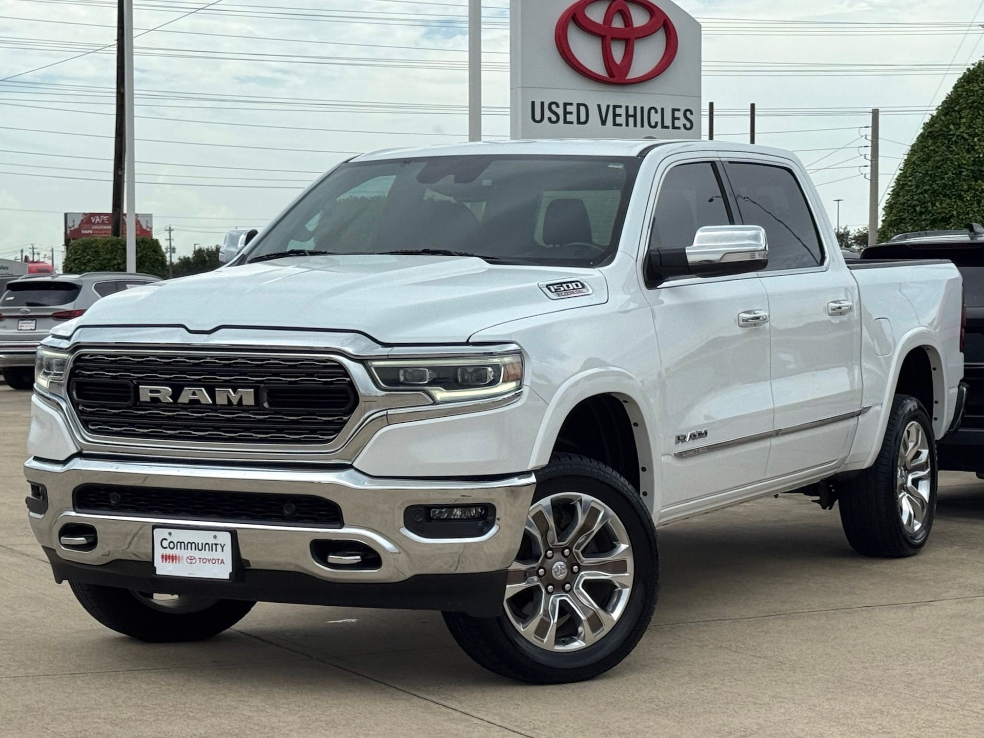 2022 Ram 1500 Limited White at Bayshore Chrysler Jeep Dodge Ram