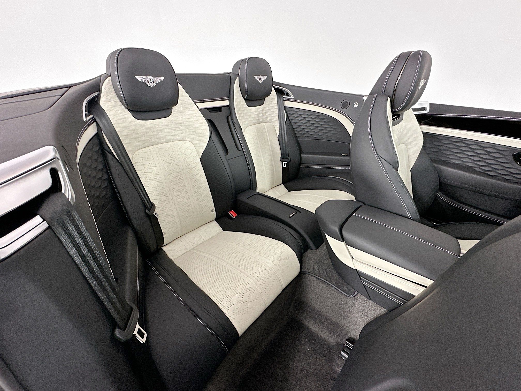 new 2026 Bentley Continental GTC car