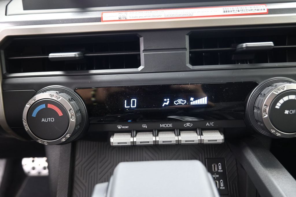 2026 Toyota Tacoma TRD Sport - 9