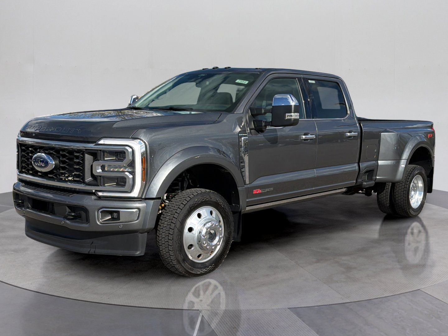 2025 Ford F-450SD Platinum
