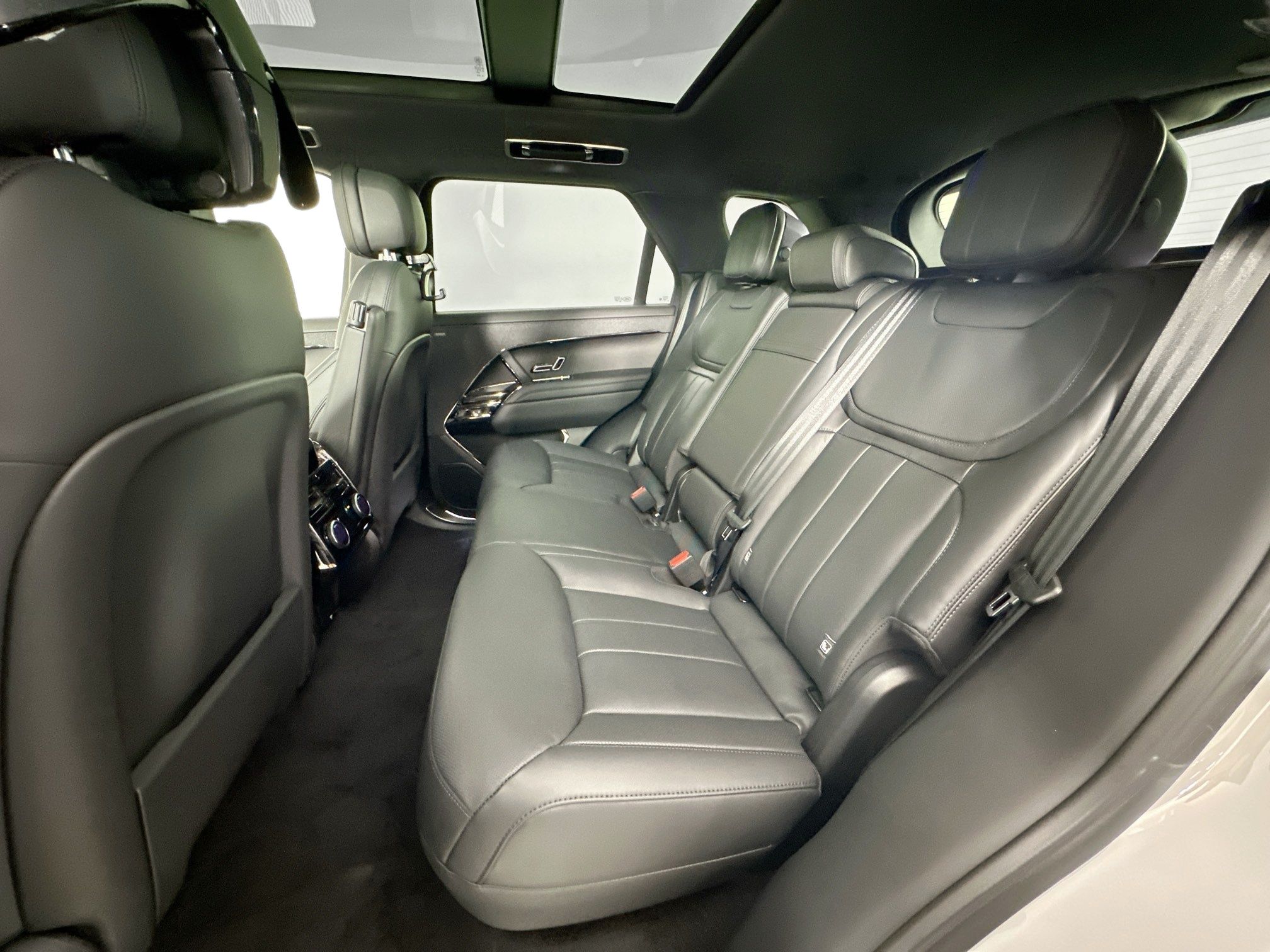 new 2026 Land Rover Range Rover Sport car, priced at $105,335