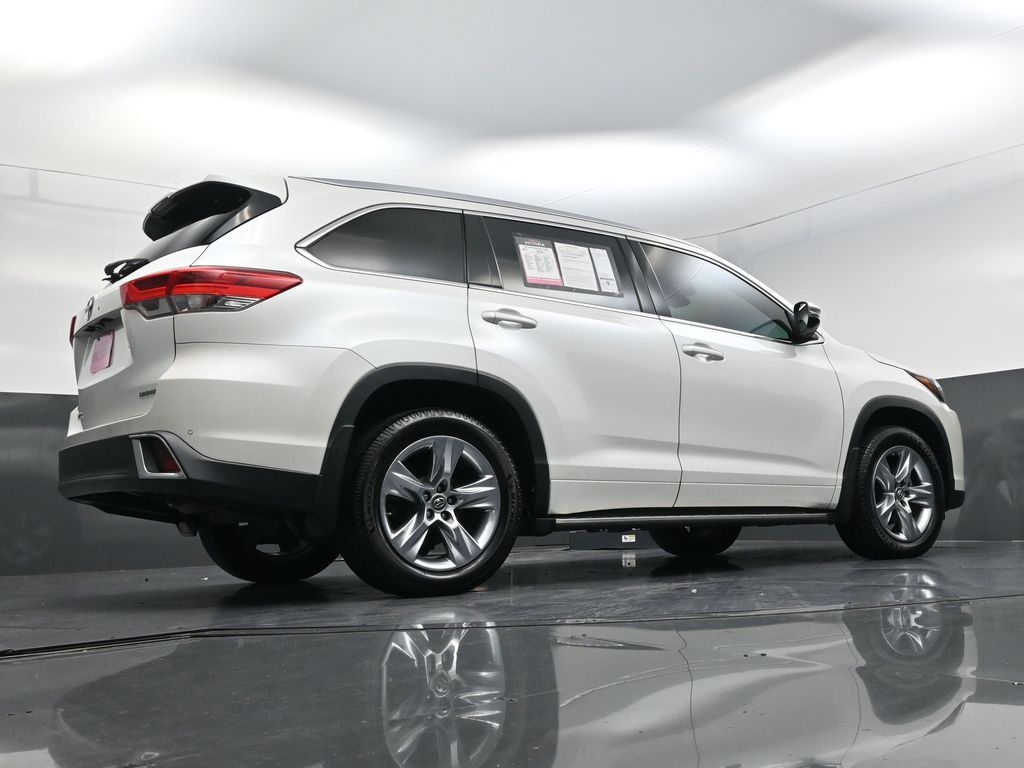 2017 Toyota Highlander Limited White at Classic Chevrolet Galveston