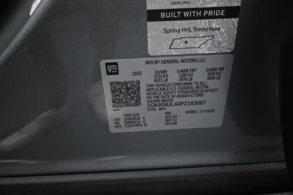 2023 GMC Acadia SLT Gray at Bayway Cadillac of The Woodlands