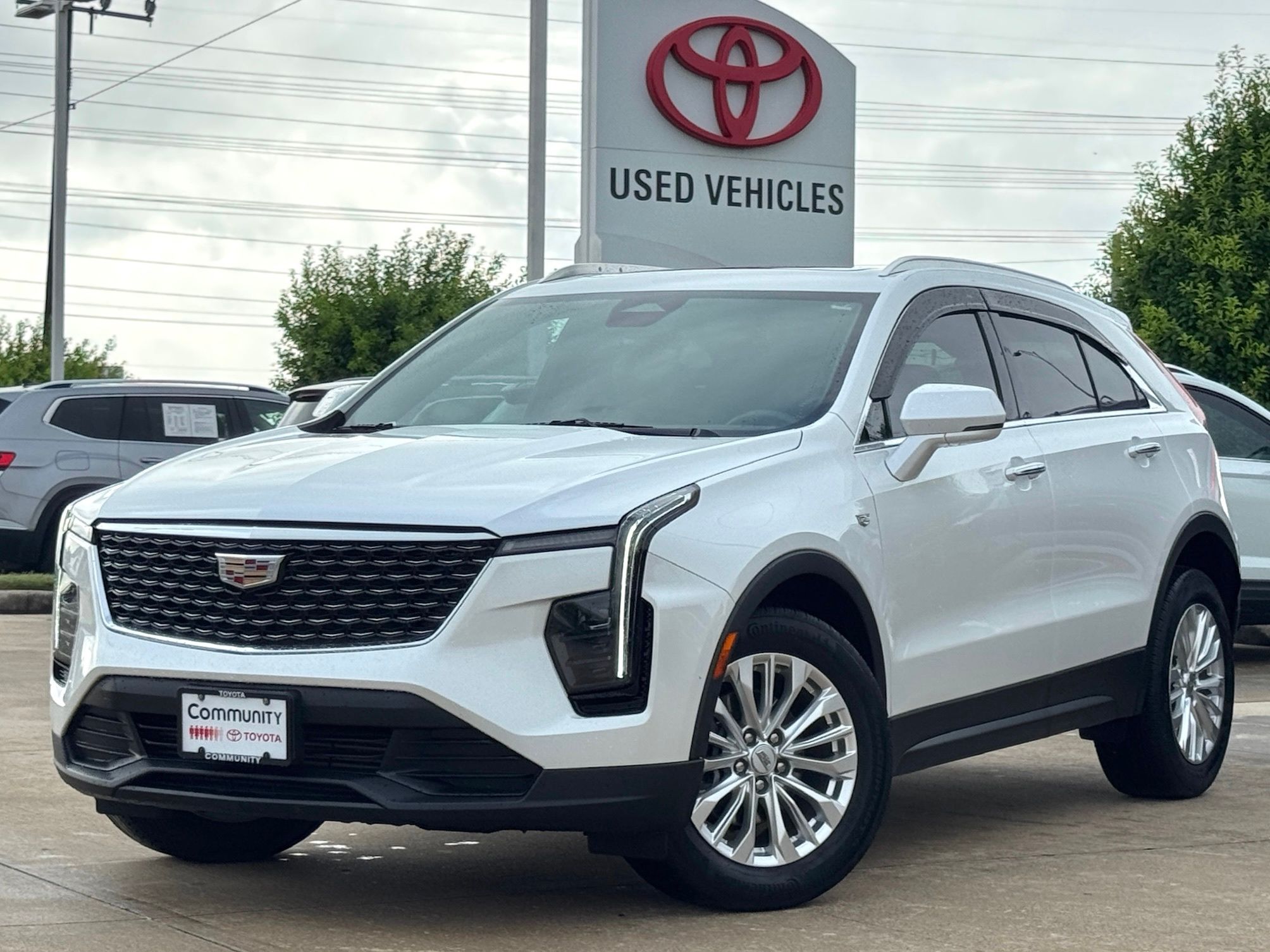 2024 Cadillac XT4 Luxury White at Bayway Cadillac of The Woodlands