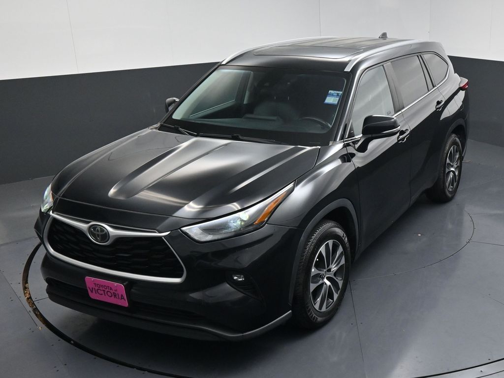 2023 Toyota Highlander XLE Black at Classic Elite Chevrolet Sugar Land
