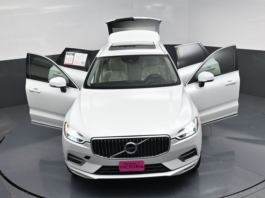 2020 Volvo XC60 T5 Inscription White at Westside Lexus