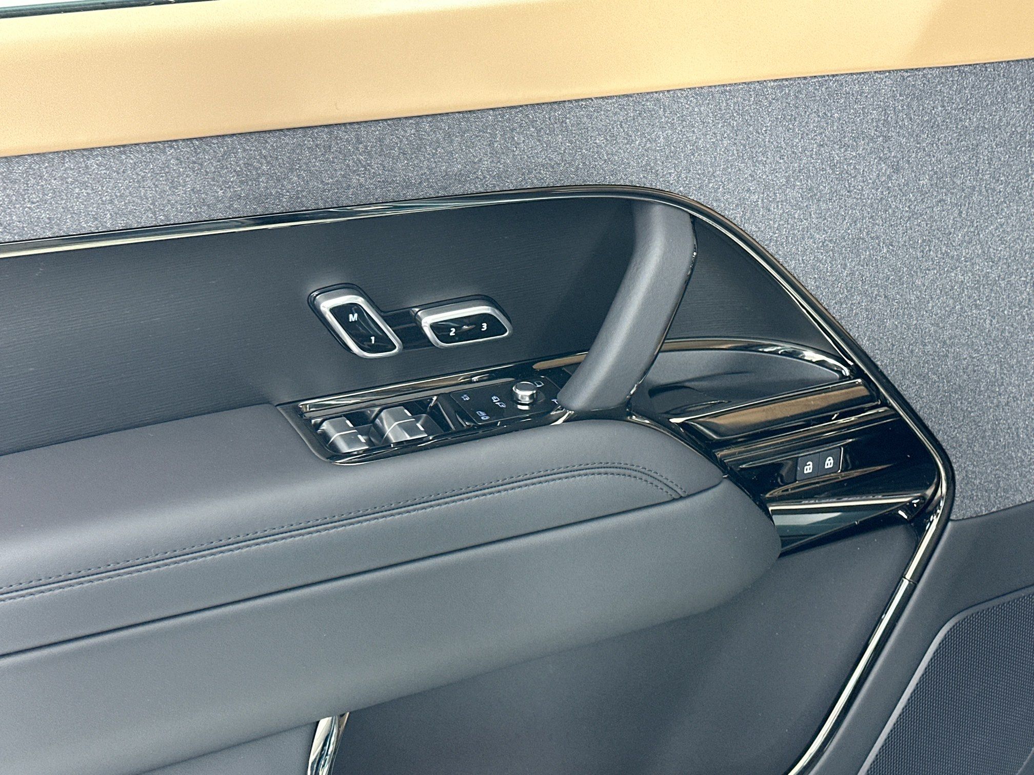 new 2026 Land Rover Range Rover Sport car, priced at $103,165