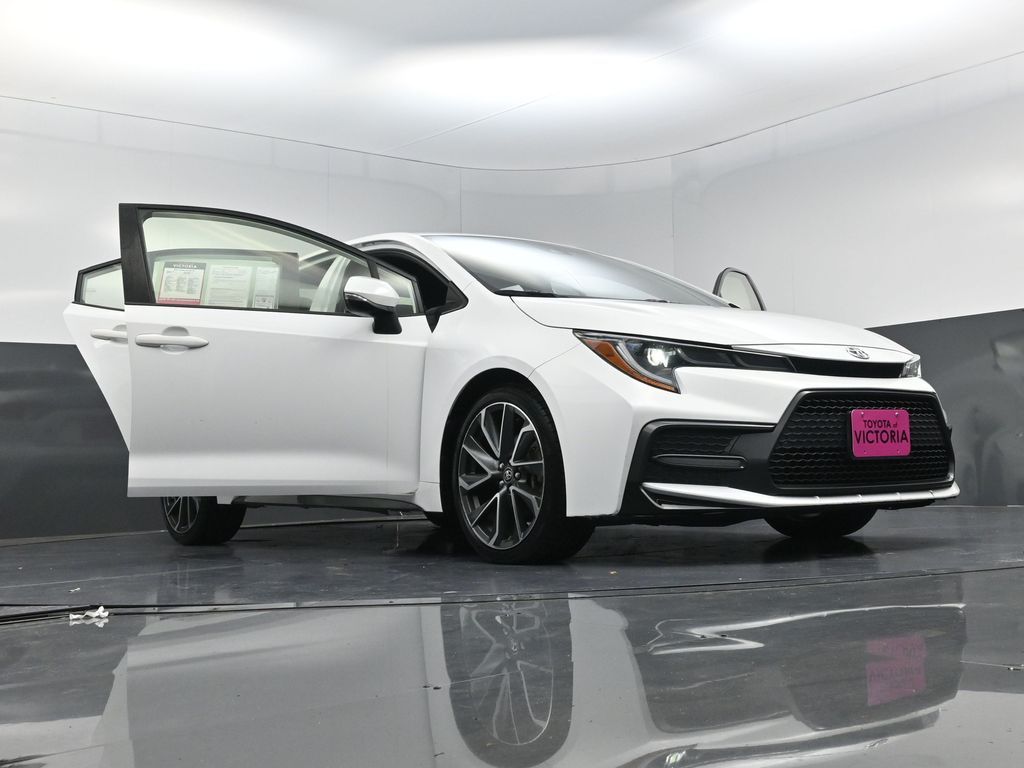 2021 Toyota Corolla SE White at Autostrade