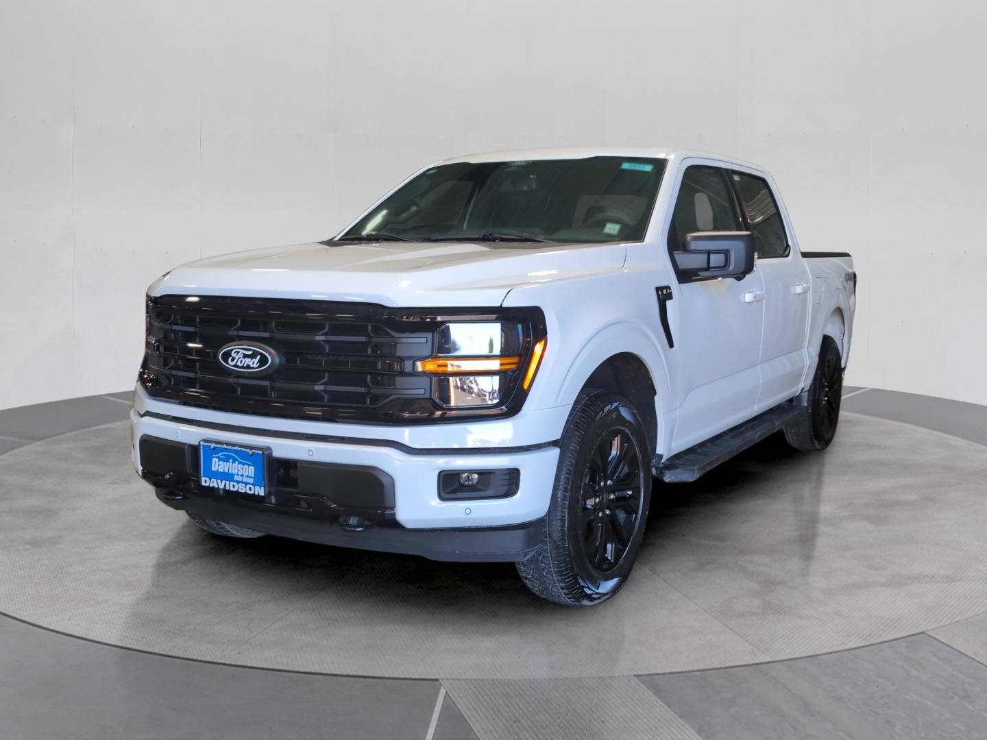 2025 Ford F-150 XLT's photo