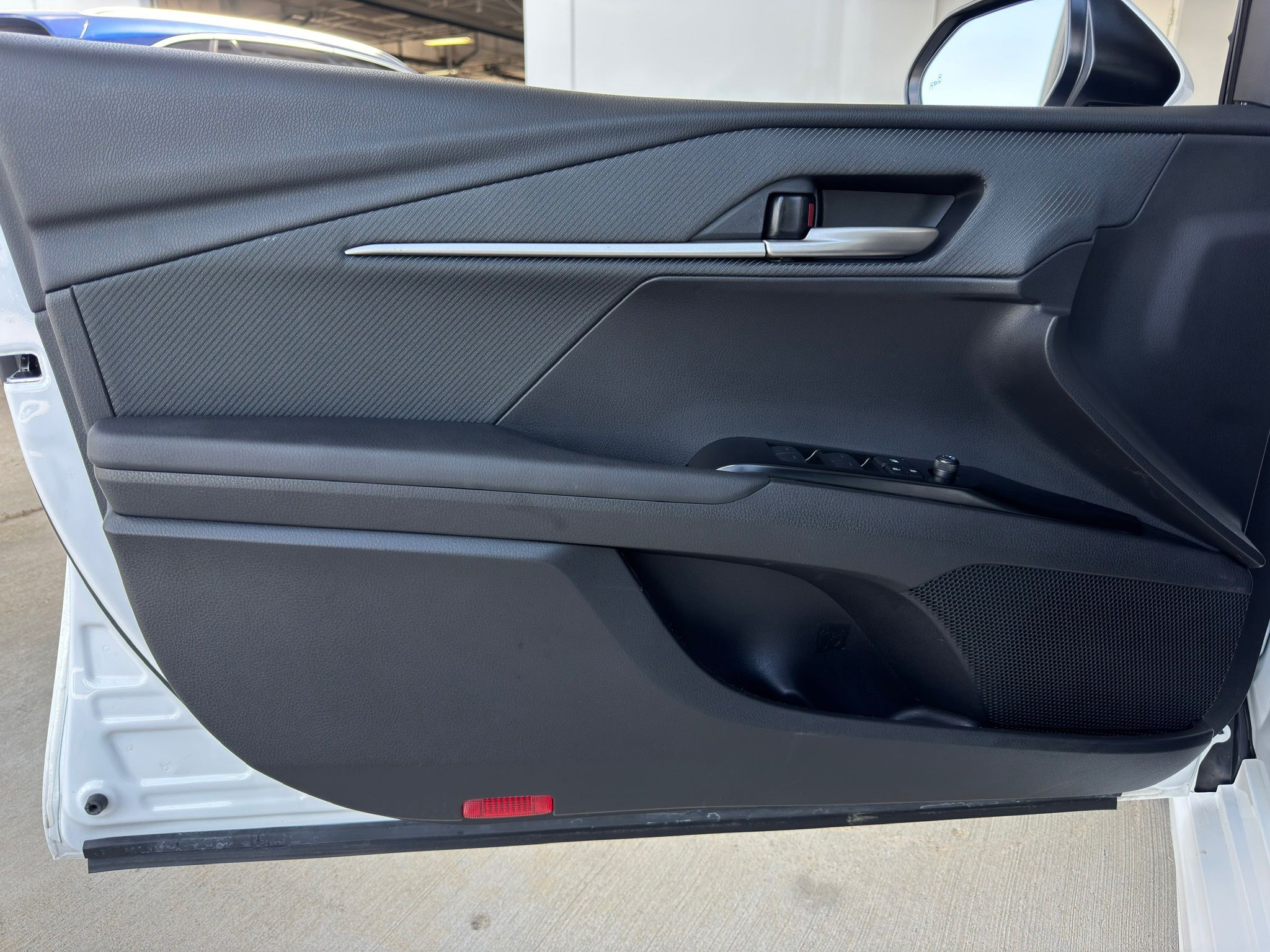 2025 Toyota Camry SE White at Big Star Buick GMC