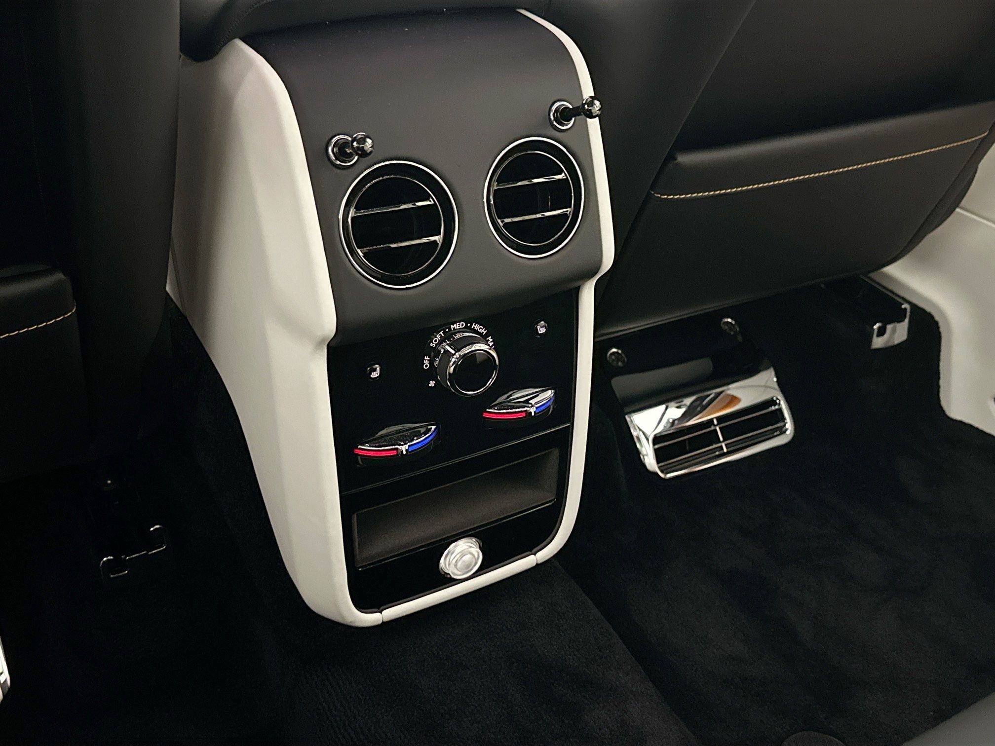 new 2026 Rolls-Royce Cullinan car, priced at $587,550