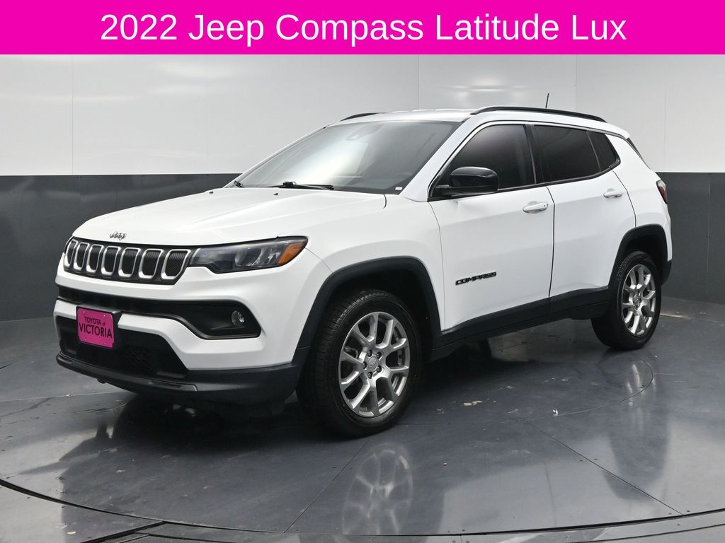 2022 Jeep Compass Latitude Lux White at Wharton Ford